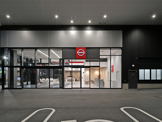日産プリンス神奈川販売株式会社 厚木荻野店|エントランス