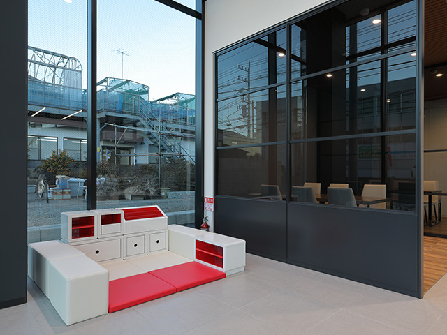 日産プリンス神奈川販売株式会社 厚木荻野店|キッズコーナー