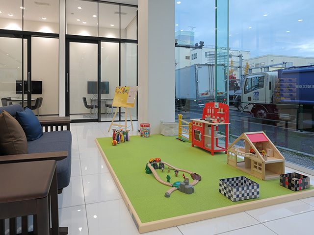 東京スバル株式会社 足立店|キッズコーナー