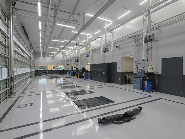 ツチヤ自動車株式会社 茂原店|整備工場